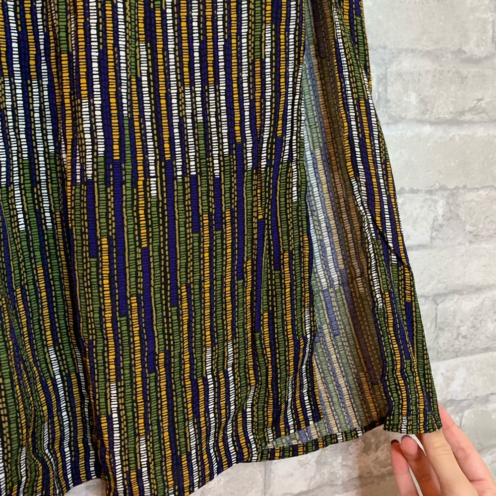 ☎️ H&M Stripped Maxi Skirt size 4 summer beach side slit geometric - Picture 4 of 6